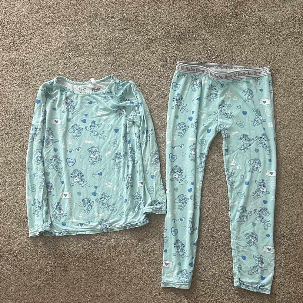 Paw patrol Bamboo Pajamas size 6 Y